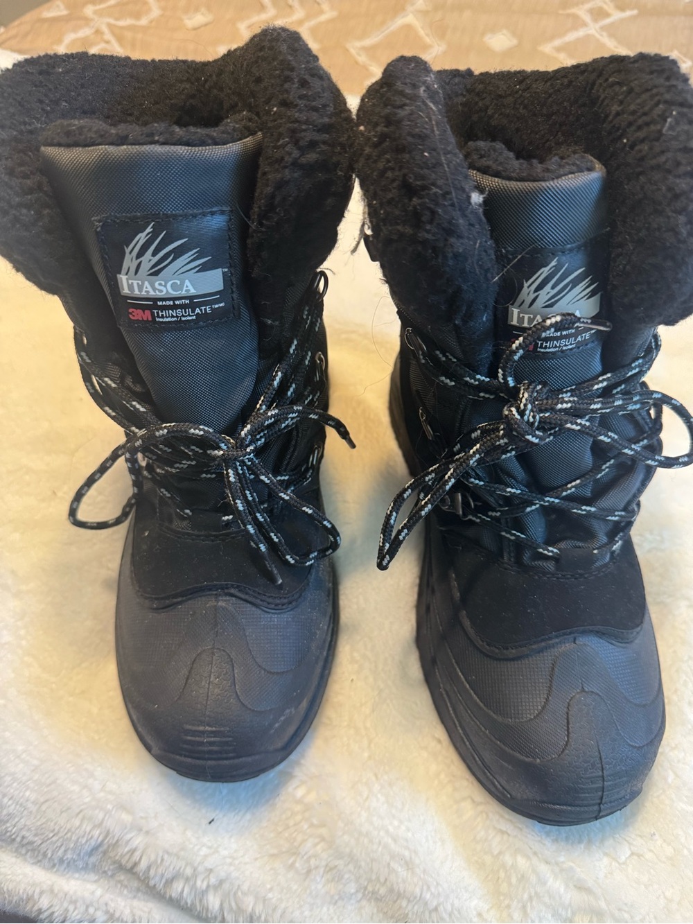Itasca Black Insulated Winter Boots with 3M Thinsulate